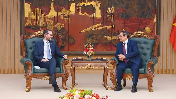 [Video] Thủ tướng Phạm Minh Chính tiếp Đại sứ Anh tại Việt Nam