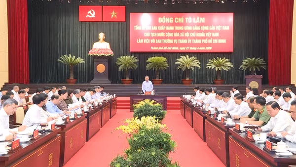 [Video] Thành phố Hồ Chí Minh tiếp tục đoàn kết, đổi mới, bứt phá