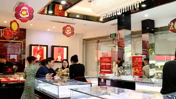 [Video] Giá vàng ngày 28/1: Vàng miếng SJC tăng mạnh, lập đỉnh 181,4 triệu đồng/lượng