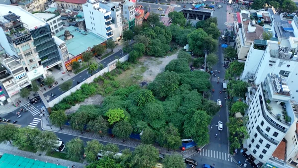 [Video] TP Hồ Chí Minh xây công viên tạm thời ở các khu đất vàng