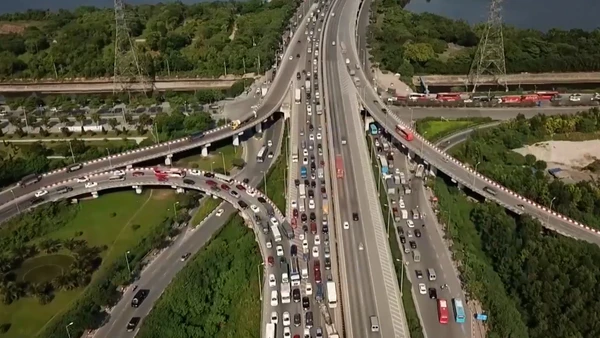 [Video] Xây dựng mức thu phí sử dụng đường bộ đối với 18 tuyến cao tốc