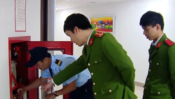 [Video] Hà Nội lên lộ trình xử lý hơn 3.000 cơ sở không bảo đảm phòng cháy, chữa cháy