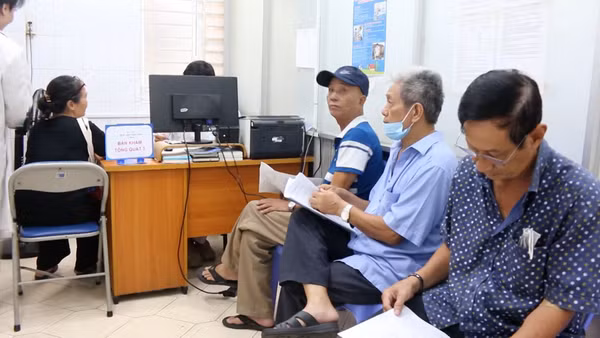 [Video] Người dân sắp được khám sức khỏe định kỳ miễn phí khoảng 350.000 đồng/lượt