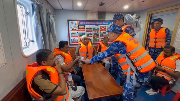 [Video] Hoàn tất công tác cứu hộ, cứu nạn vụ lật ca-nô ở Phú Quốc