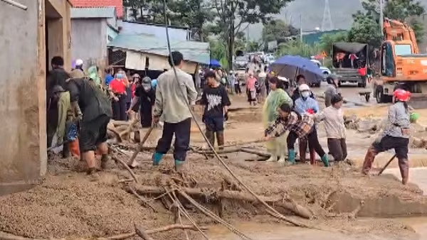 [Video] Thiên tai làm 13 người thương vong, thiệt hại hơn 255 tỷ đồng tại các tỉnh miền núi phía Bắc