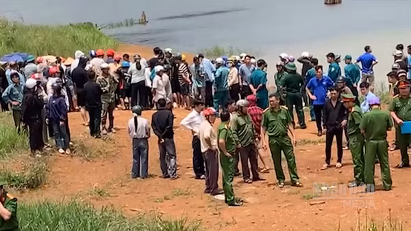 [Video] Thủ tướng yêu cầu khẩn trương làm rõ nguyên nhân vụ đuối nước khiến 5 học sinh tử vong tại Lâm Đồng