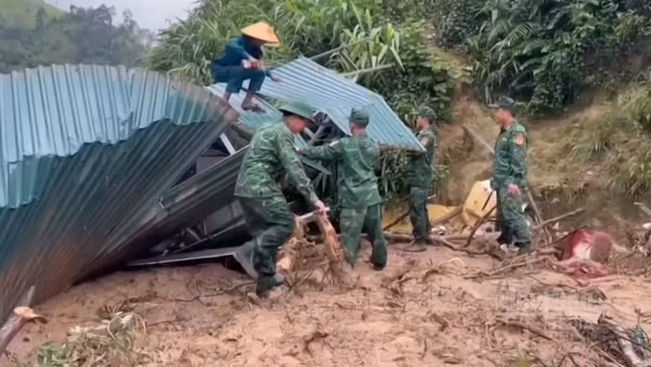[Video] Mưa lũ tại xã Mường Than (Lai Châu) làm 4 người tử vong