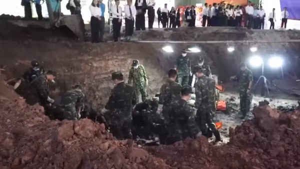 [Video] Tính đến ngày 18/7, đã tìm thấy 100 bộ hài cốt liệt sĩ ở công viên Lê Thị Riêng