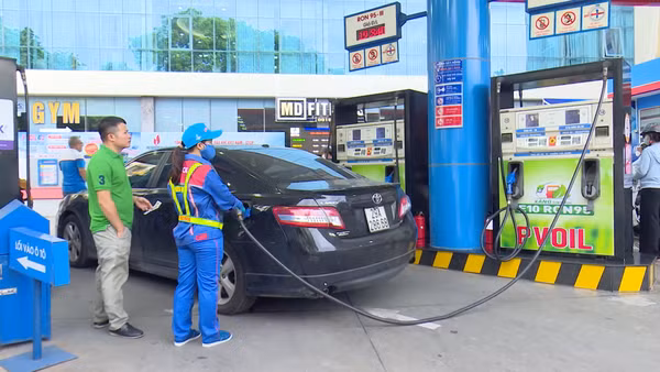 [Video] Đẩy nhanh lộ trình đưa xăng sinh học E10 ra thị trường trong tháng 4