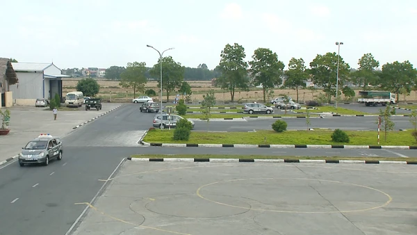 [Video] Đề xuất siết chặt sát hạch lái xe