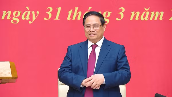 [Video] Thủ tướng đề xuất nghiên cứu tổ chức bộ máy Chính phủ sát với tình hình