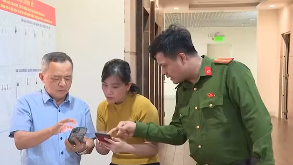 [Video] Hà Nội đẩy mạnh ứng dụng công nghệ thông tin trong công tác bầu cử