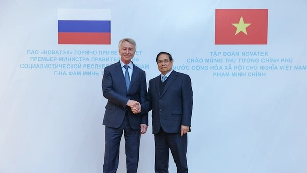 [Video] Thủ tướng thúc đẩy hợp tác phát triển các dự án khí LNG với Nga