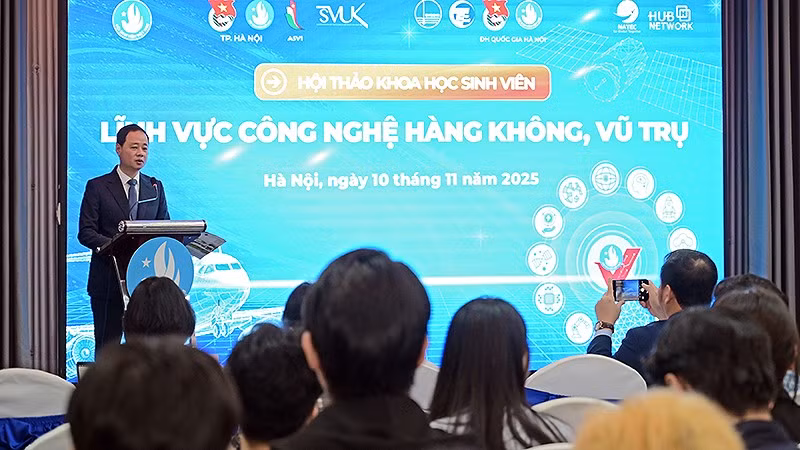 Giáo sư, Tiến sĩ Trần Hồng Thái, Phó Chủ tịch Thường trực Viện Hàn lâm Khoa học và Công nghệ Việt Nam phát biểu khai mạc hội thảo.