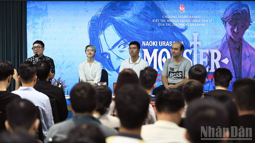 Toàn cảnh Lễ ra mắt tác phẩm Monster tại trụ sở Nhà xuất bản Kim Đồng (Hà Nội) sáng 5/10.