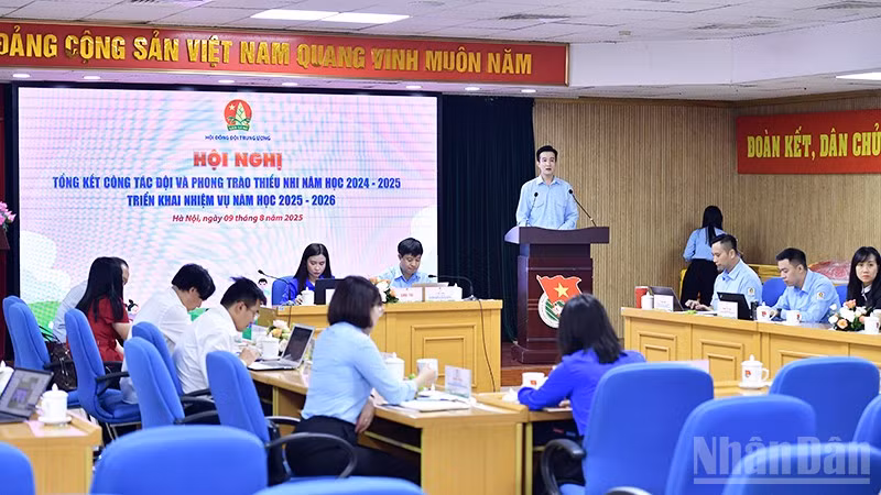 Toàn cảnh hội nghị.