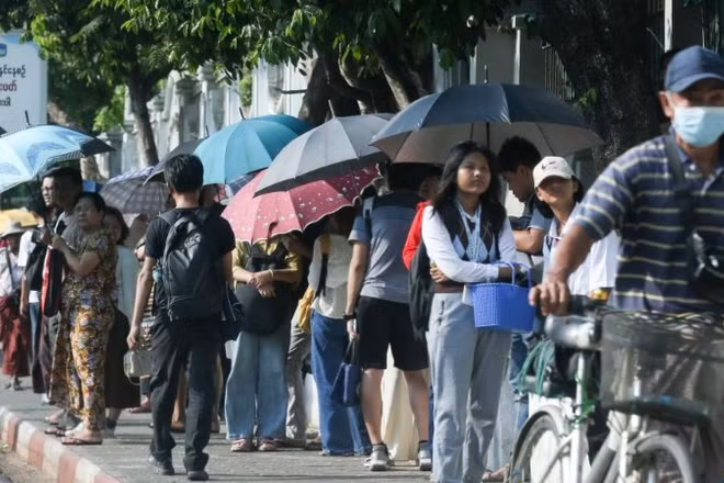 Nhịp sống thường ngày ở Yangon, Myanmar. (Ảnh: Xinhua)