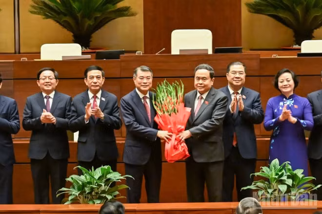 [Infographic] Thủ tướng và các Phó Thủ tướng Chính phủ nhiệm kỳ 2026-2031