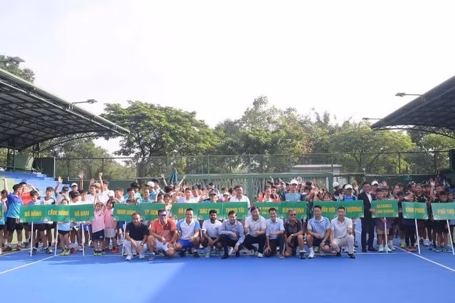 Khai mạc Giải Quần vợt vô địch trẻ Quốc gia - Cúp Vietravel 2025 tại Bình Dương.