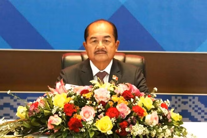 Đồng chí Kikeo Khaykhamphithune, Ủy viên Bộ Chính trị, Phó Thủ tướng Chính phủ, Trưởng Ban Thư ký Đại hội đại biểu toàn quốc lần thứ XII của Đảng Nhân dân Cách mạng Lào. (Ảnh: Báo Pasaxon)