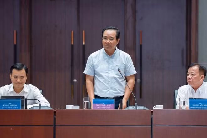 Chủ tịch Ủy ban nhân dân Thành phố Hồ Chí Minh Nguyễn Văn Được phát biểu ý kiến tại buổi làm việc.