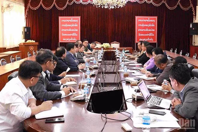 Quang cảnh buổi hội đàm giữa Bộ Văn hóa, Thể thao và Du lịch Việt Nam với Bộ Văn hóa và Du lịch Lào, chiều 28/12. (Ảnh: DUY TOÀN)