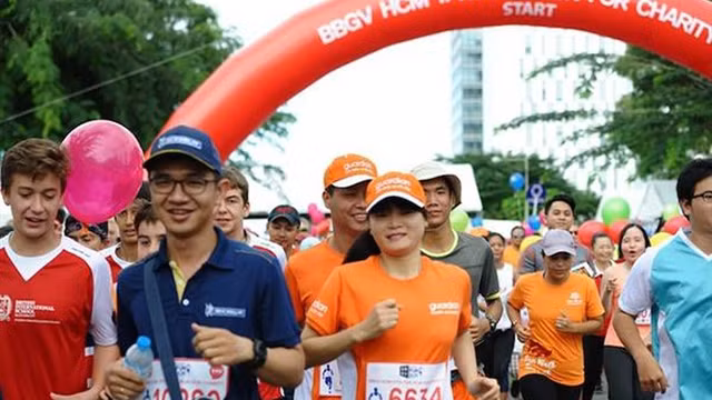 10.000 người chạy bộ gây quỹ từ thiện