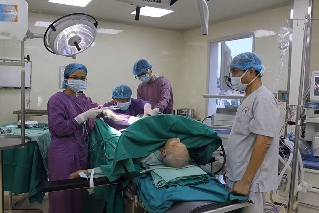 Bệnh nhân 104 tuổi được phẫu thuật thành công u phì đại tuyến tiền liệt