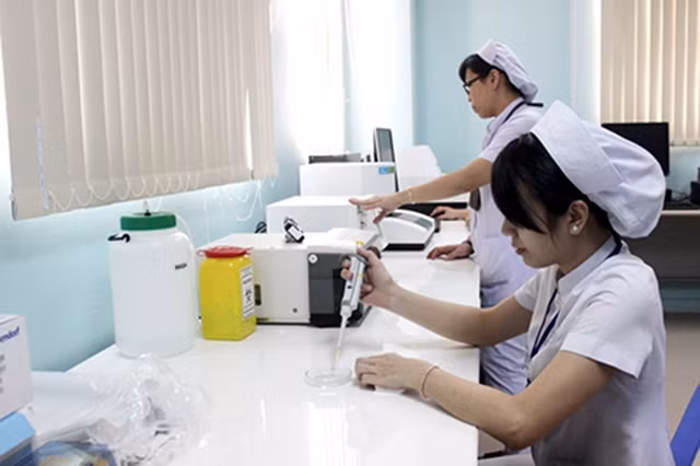 Xét nghiệm sàng lọc trước sinh, sơ sinh tại Bệnh viện đa khoa tỉnh Đồng Nai.