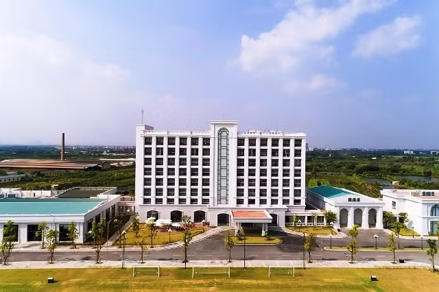 Trụ sở mới của Trung tâm đào tạo bóng đá trẻ PVF tại Hưng Yên.