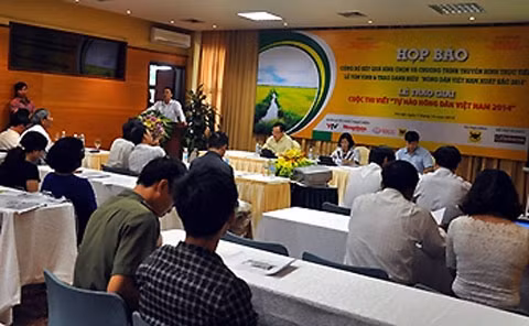 Họp báo công bố kết quả bình chọn và lễ trao danh hiệu “Nông dân Việt Nam xuất sắc năm 2014”.