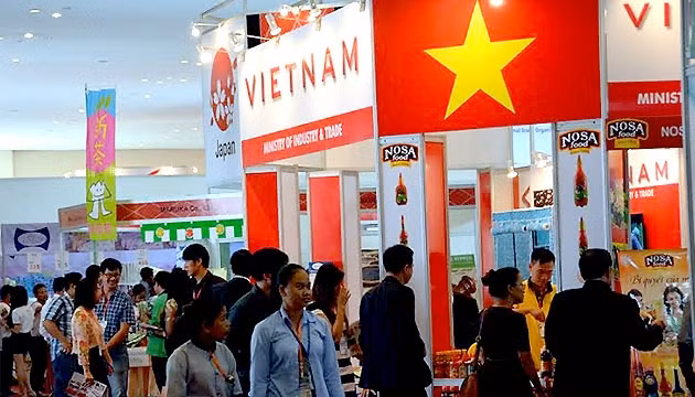Một gian hàng Việt Nam tại hội chợ.