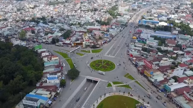 Khu vực ngã tư Tam Hiệp.