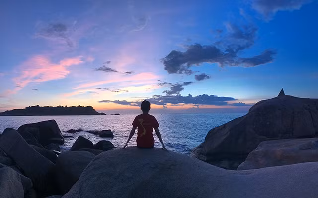 Đón ánh bình minh đầu tiên trên dải đất hình chữ S.