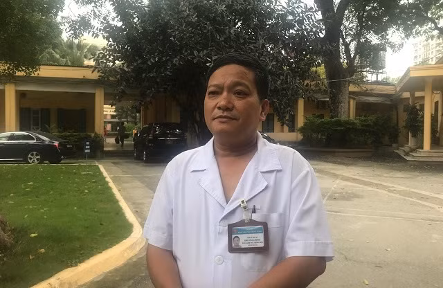 TS Đinh Văn Lượng, Phó Giám đốc Bệnh viện Phổi Trung ương.
