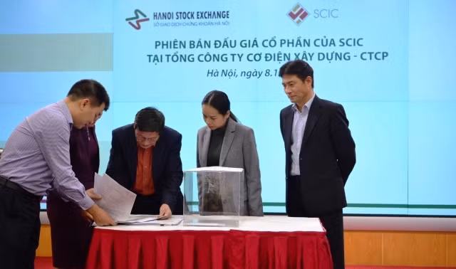 Phiên đấu giá Tổng công ty Cơ điện Xây dựng.