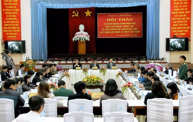 Quang cảnh hội thảo.