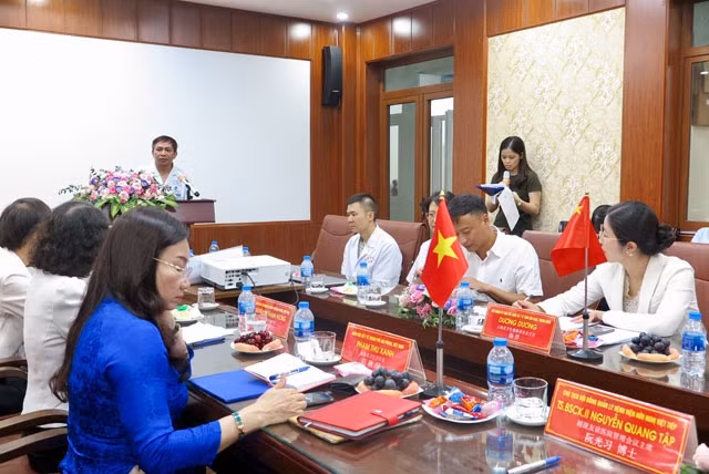 Quang cảnh lễ khởi động chương trình.