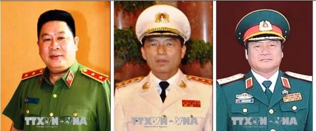 Đồng chí Trung tướng Bùi Văn Thành, đồng chí Thượng tướng Trần Việt Tân, đồng chí Thượng tướng Phương Minh Hòa (từ trái qua phải). Ảnh: TTXVN