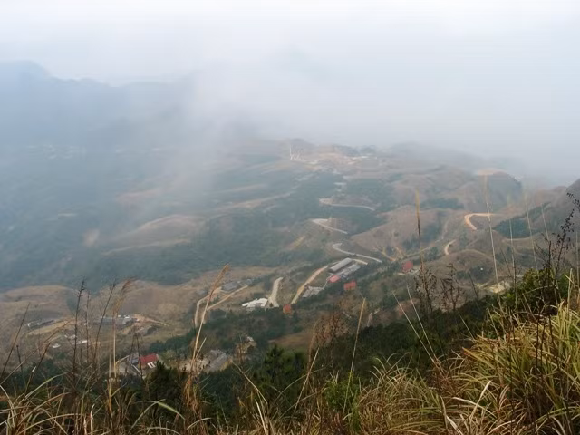 Khu du lịch Mẫu Sơn chìm trong giá lạnh.