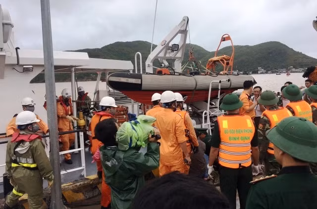 Tìm thấy thêm một thi thể thuyền viên bị nạn tại Quy Nhơn