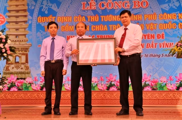 Tháp gốm men chùa Trò được công nhận bảo vật quốc gia