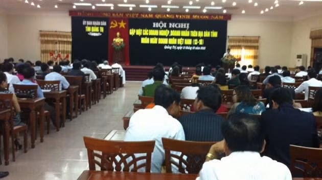 Tỉnh Quảng Trị gặp mặt các doanh nghiệp, doanh nhân tiêu biểu nhân Ngày Doanh nhân Việt Nam 13-10.
