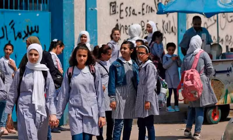 Các em học sinh của một trường học do cơ quan Liên hợp quốc về người tị nạn Palestine điều hành tại Gaza. (Ảnh: Getty)
