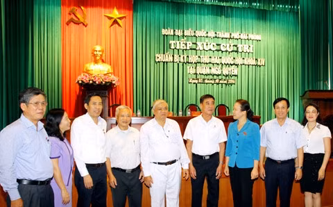 Đoàn Đại biểu Quốc hội TP Hải Phòng tiếp xúc cử tri