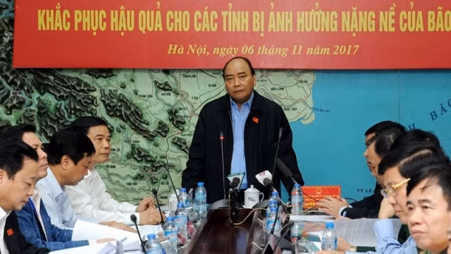 Thủ tướng Chính phủ quyết định chi khoảng 1.000 tỷ đồng để khắc phục hậu quả bão số 12.