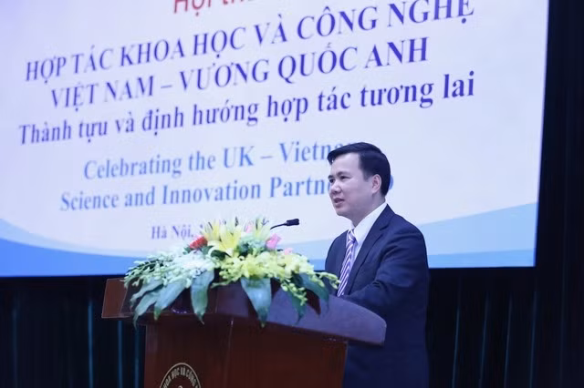 Thứ trưởng KH-CN Bùi Thế Duy phát biểu tại hội thảo.