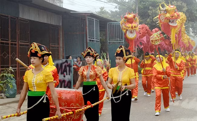 Lễ hội đền Hoàng Công Chất, xã Noong Hẹt, huyện Điện Biên, tỉnh Điện Biên. Ảnh: VĂN HIẾU