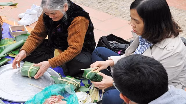 Phong tục Tết cổ truyền. Ảnh: NG.ANH