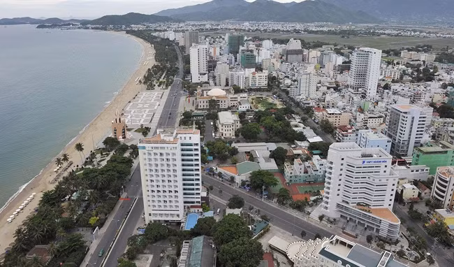 Một góc thành phố biển Nha Trang (Khánh Hòa). Ảnh: TRUNG PHONG
